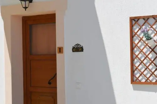 Remvi Apartments