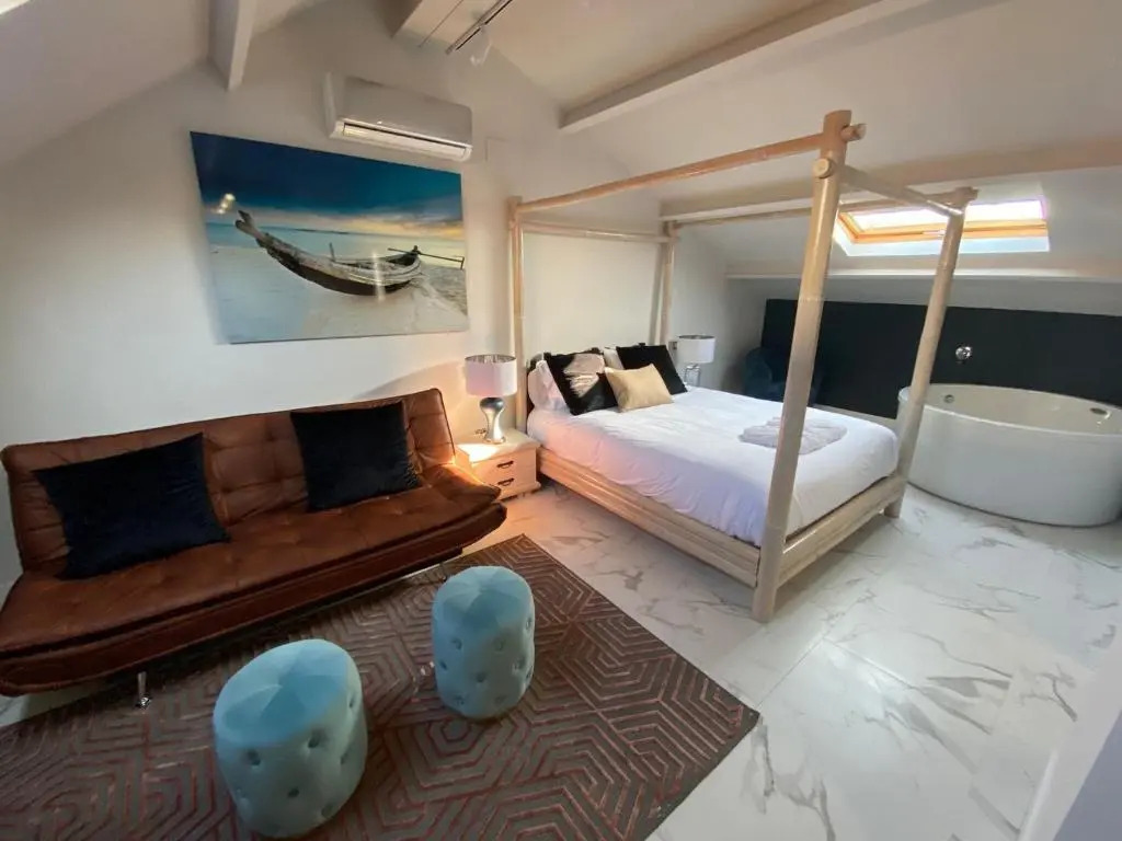 SUITE 1907 GIJON