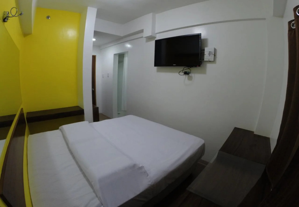 G-Galyx Inn Hotel