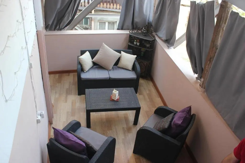 Cozy Apartment In Real Heart Of Old Tbilisi