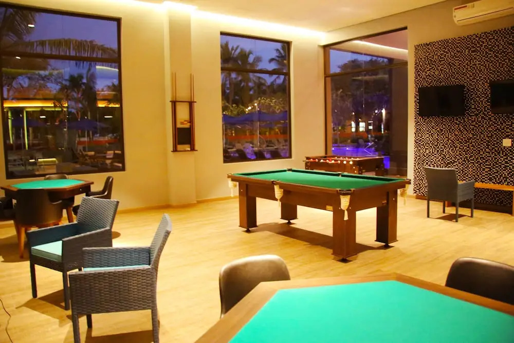 Hot Beach Resort