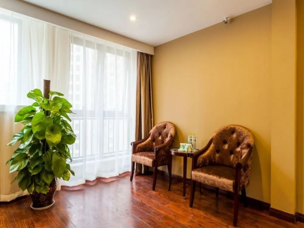 GreenTree Inn Chengdu high-tech Development West Zone Shidai Tian Street Express Hotel