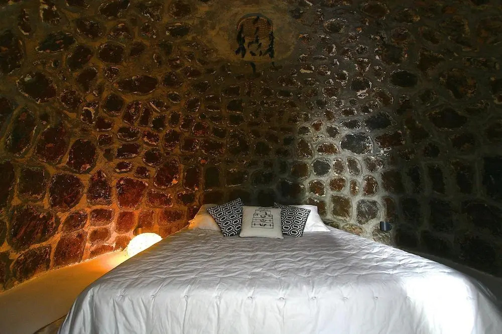 Fertimo Suites - Authentic Cave Homes with Private Hot Tub