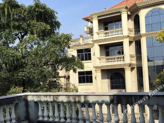 Lengqing Youth Hostel