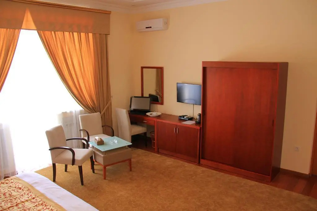 Lotus Hotel