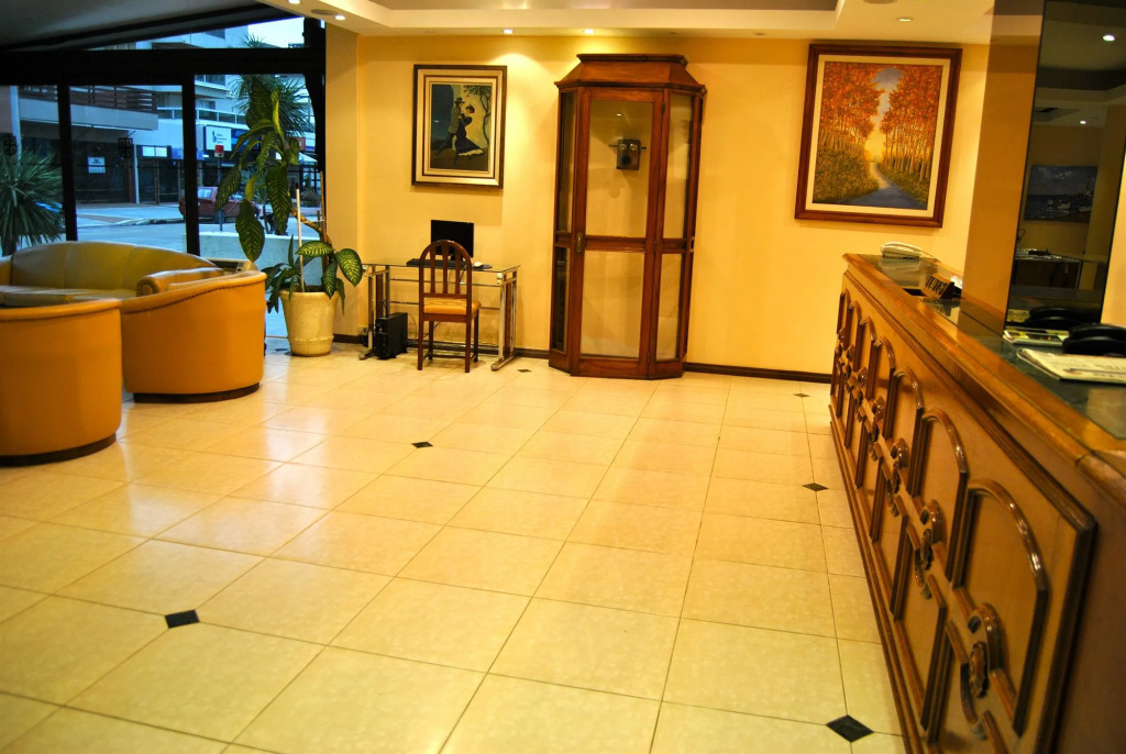 Hotel 24