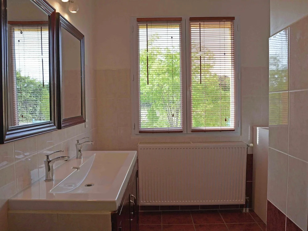 House in Piquecos with Private Pool & Garden