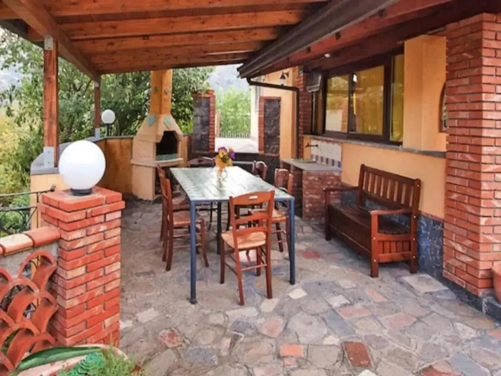 Holiday Home Francavilla di Sicila - ISI01103a-F