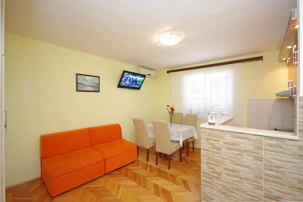 Apartments Sretan