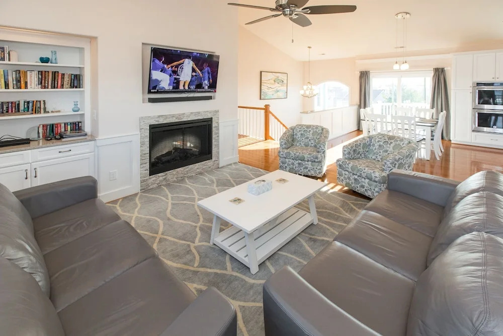 Sandfiddler by RedAwning