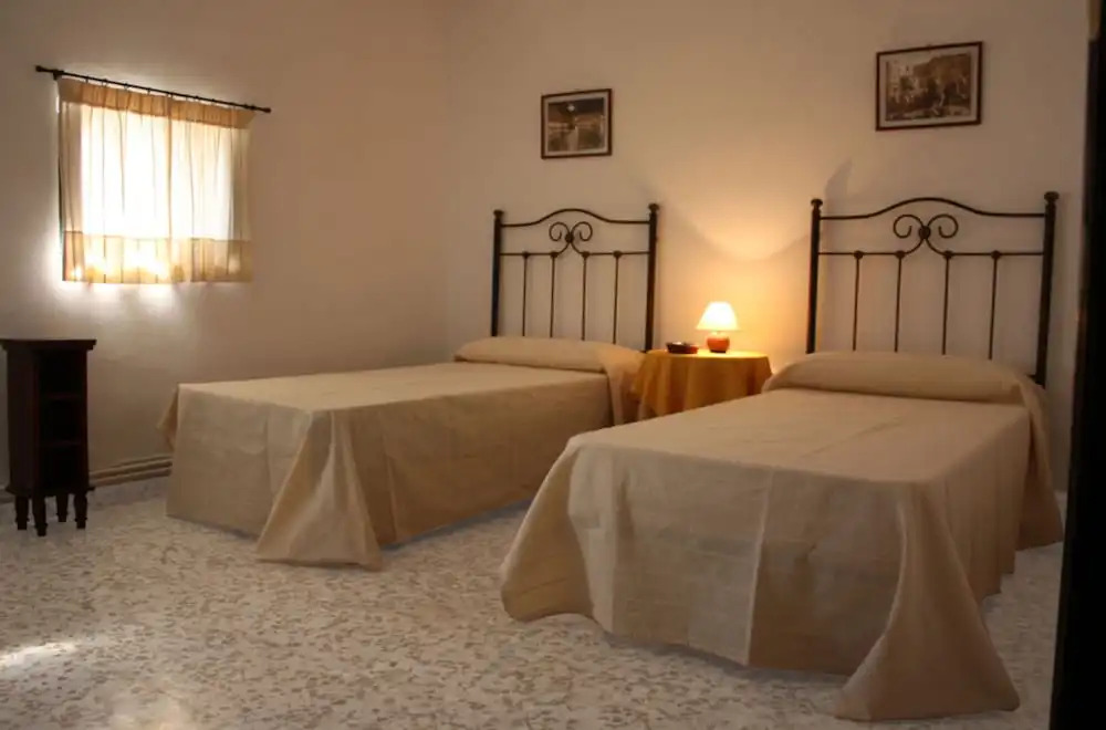 Ermita House 102404 by MO Rentals