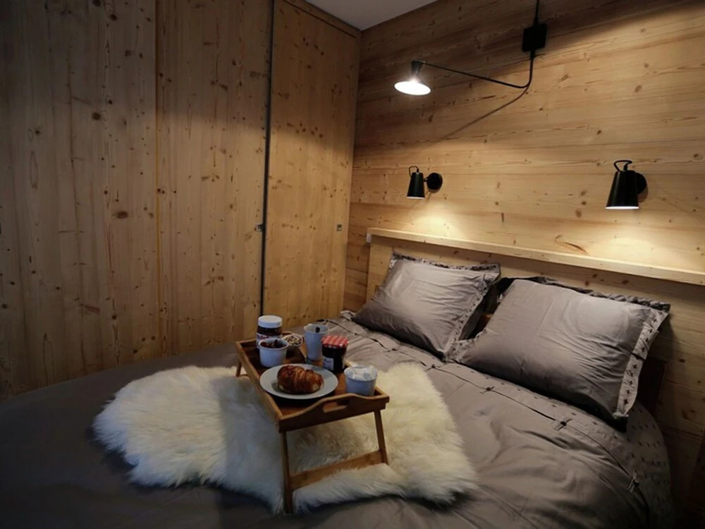 Luxury Chalet in Valloire With Wood Burning Stove and spa