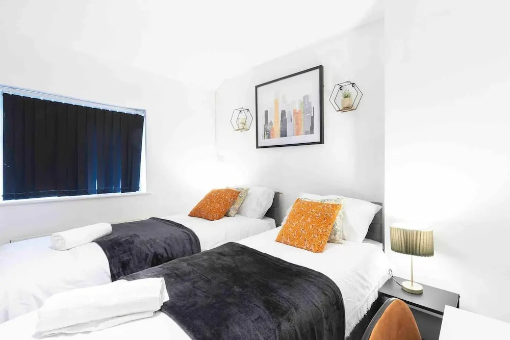 Leeds Luxury 3-bedroom Retreat