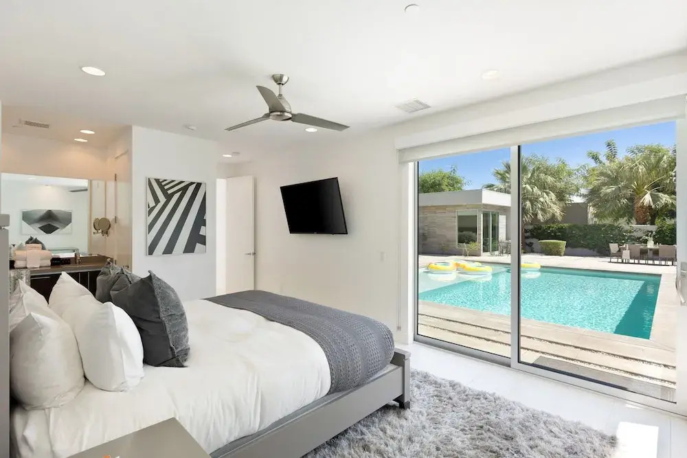 Polo Villa 10 by Avantstay Backyard Oasis w Putting Green 260320 6 Bedrooms