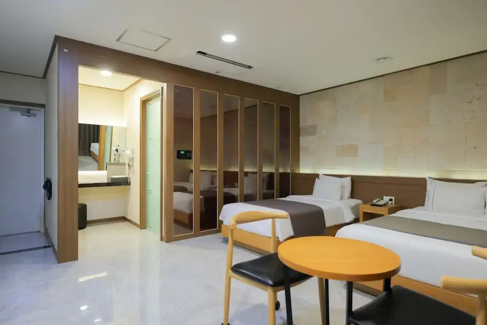 Yeosu Hotel Zava