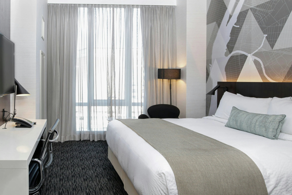 Courtyard by Marriott Long Island City/New York Manhattan View