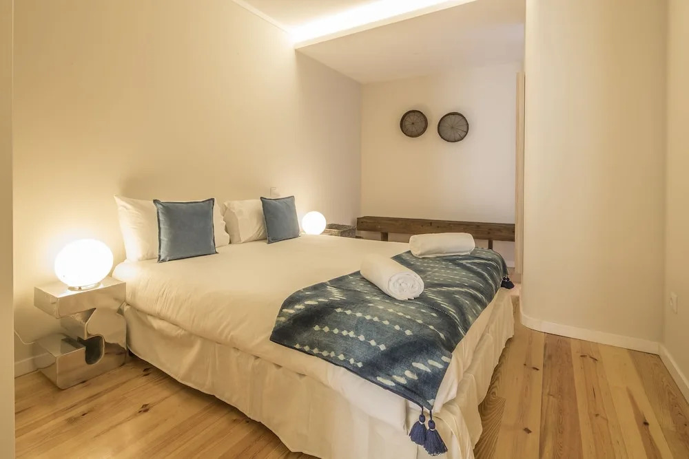 Santos Apartments by Linc