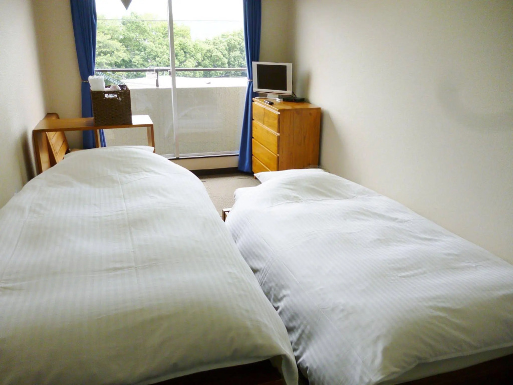Econo-Inn Kyoto