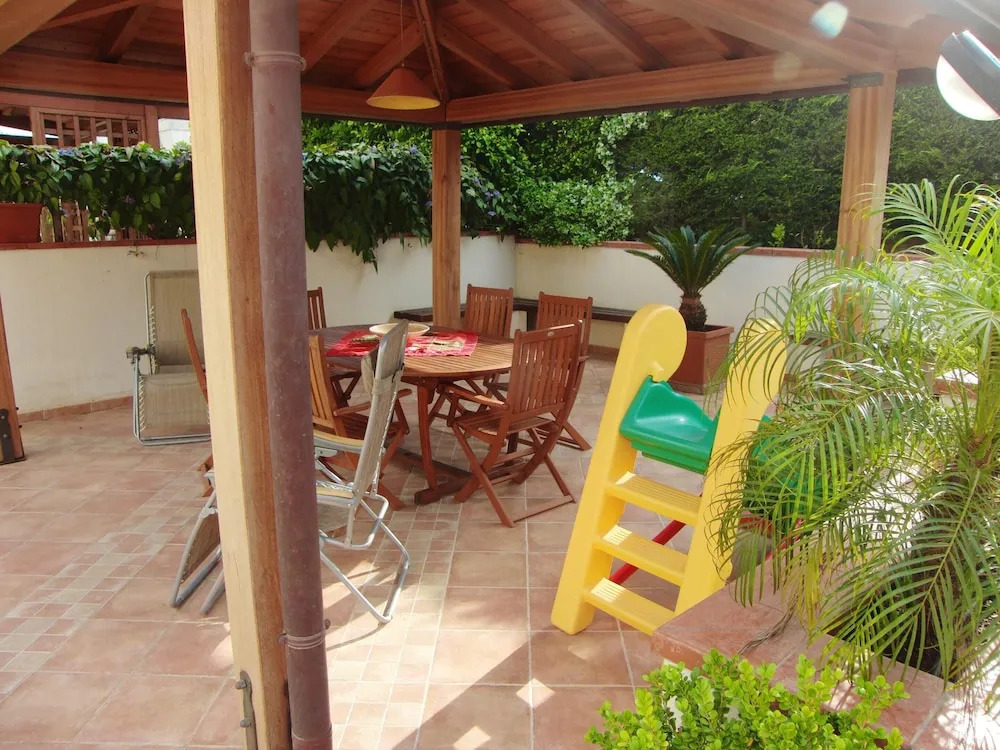 House With 2 Bedrooms in Castelvetrano, With Furnished Terrace - 500 m