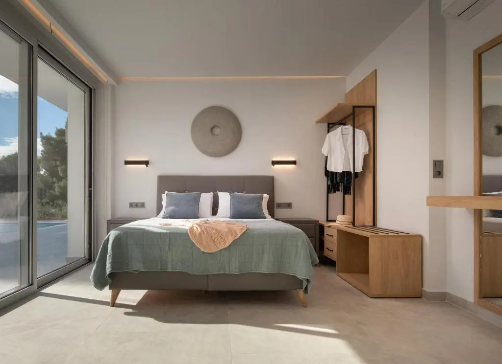 Nikiti Botanic Pool Suites