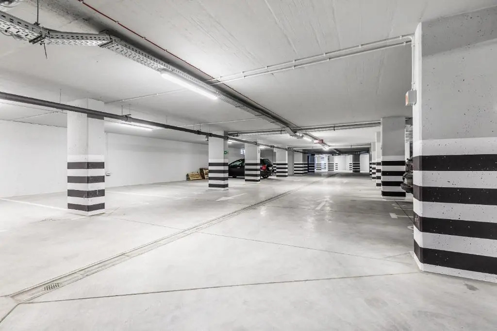 PREMIUM Apartments New Town Private Parking Included