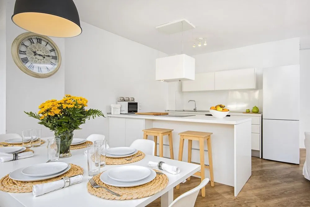 Three-bedroom apartment Cervantes