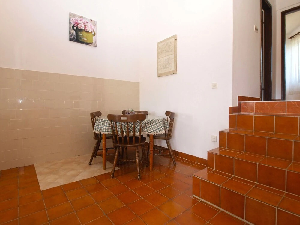 Apartment 1669