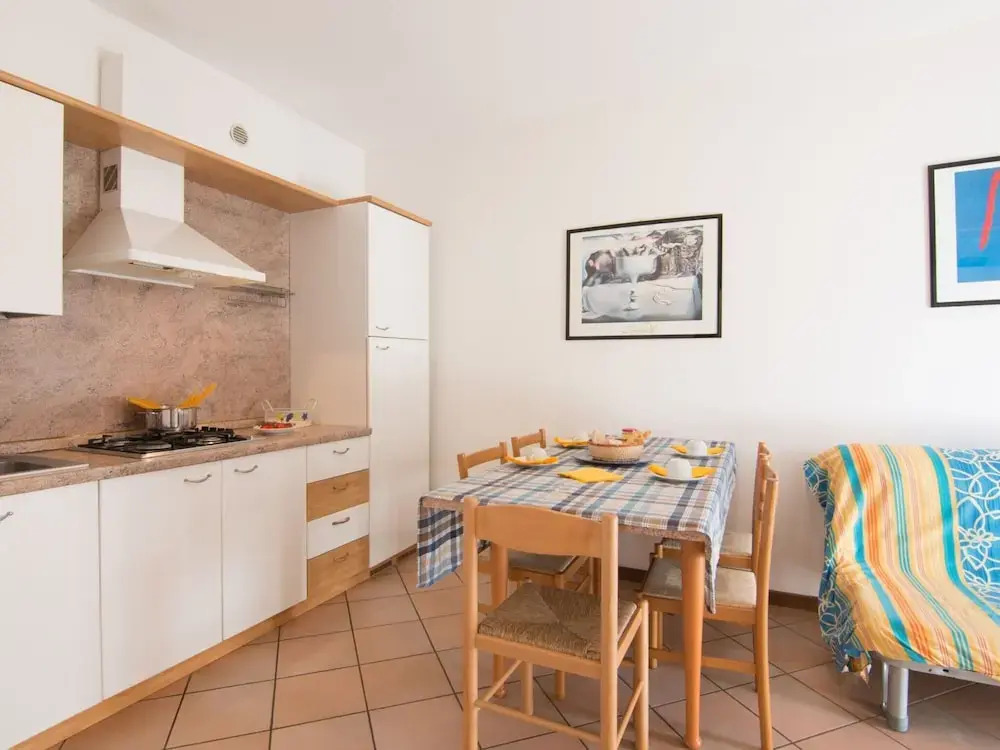 Cozy Holiday Home in Rosolina near Sea Beach