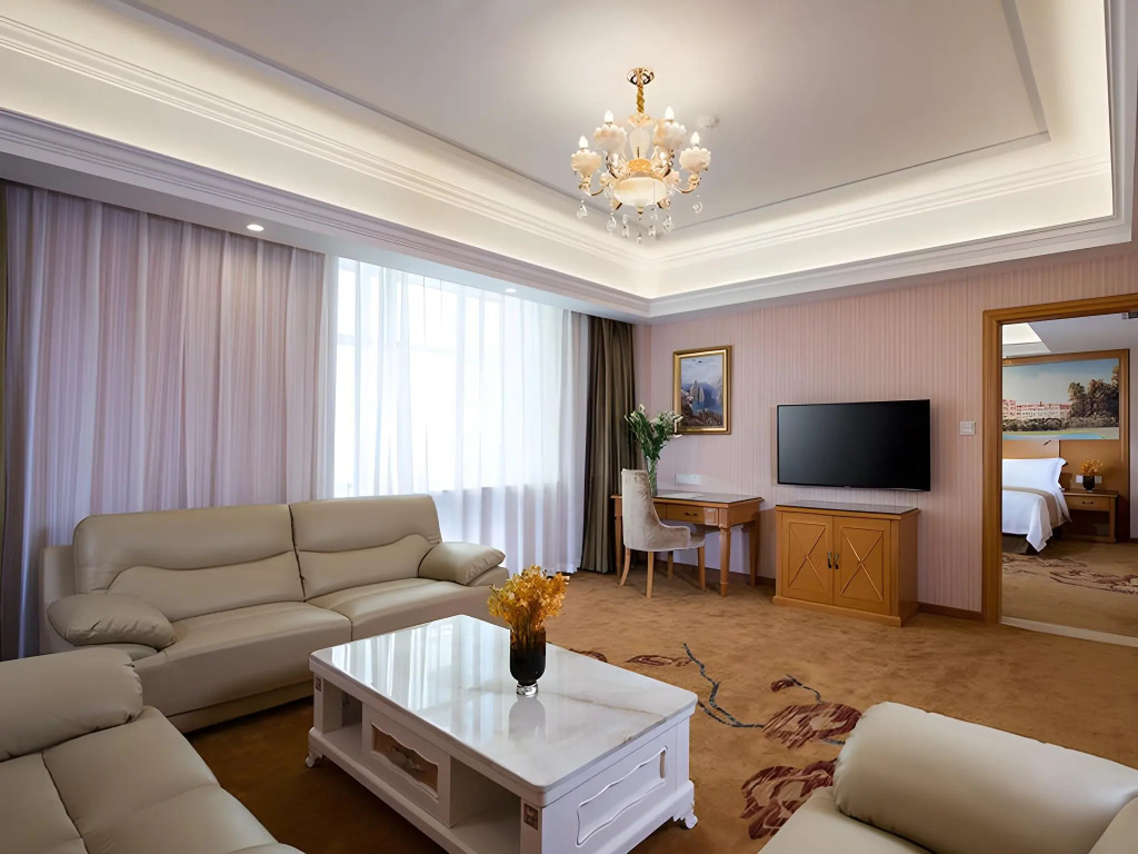 Vienna Hotel Foshan Lingnan Pearl Gymnasium