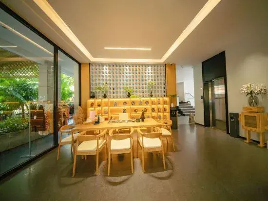 Jinxi Hot Spring Hotel