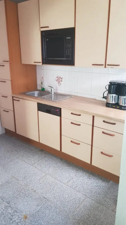 Inviting 3-bedroom Apartment Kekona in Nin Croatia