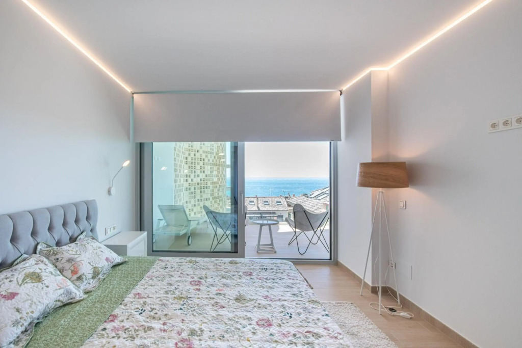 Unique 2 bedroom unit with pool near beach