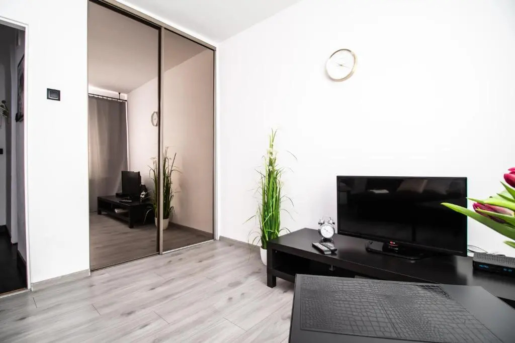 PiotrApartments - Central Warsaw - Walk Everywhere in Central Warsaw