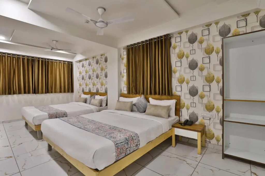 Hotel SR Rooms