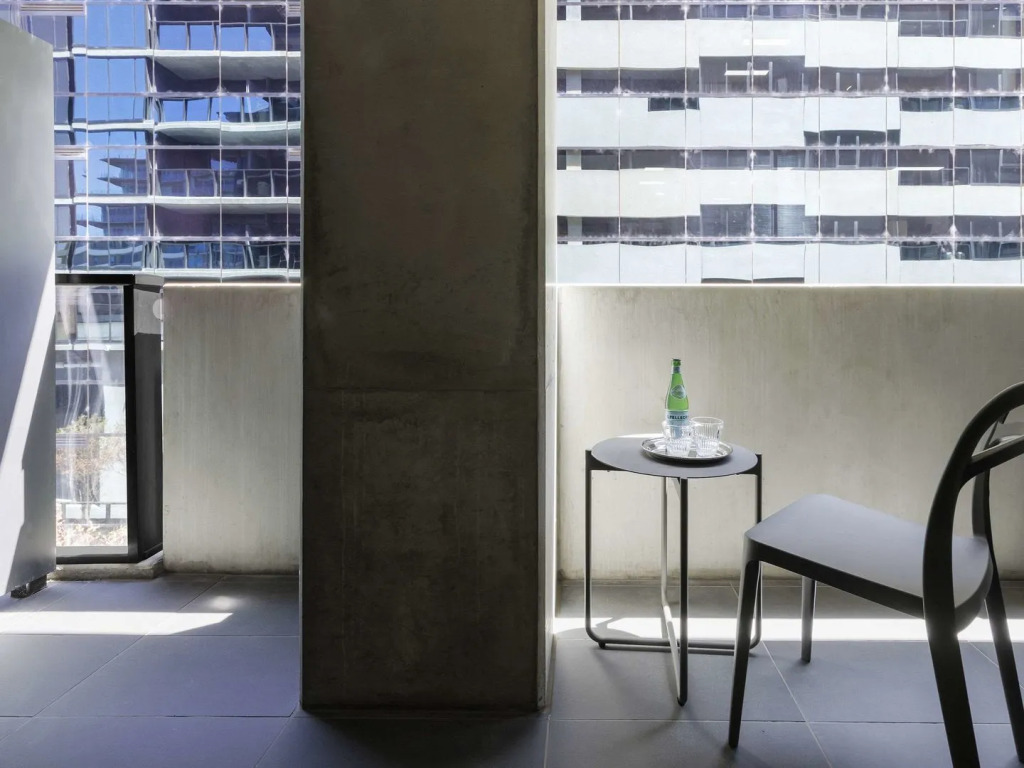 Oaks Melbourne St Kilda Road Hotel