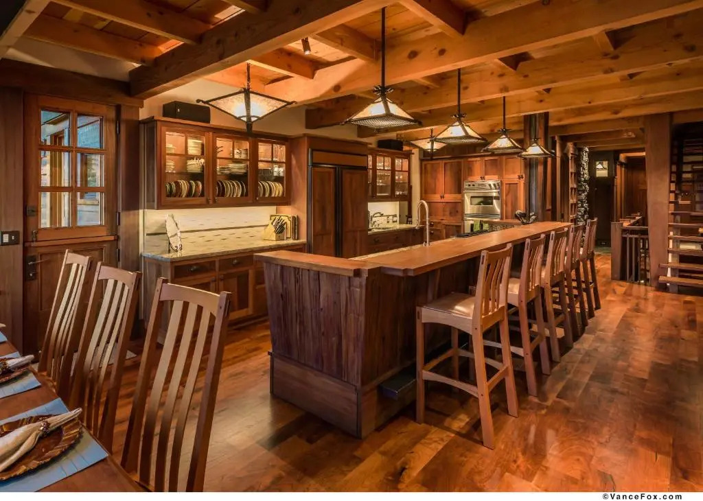 Stunning Big Springs Residence with Private Hot Tub! - Gray Wolf Northstar