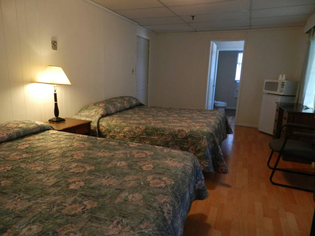 Lytton Hotel