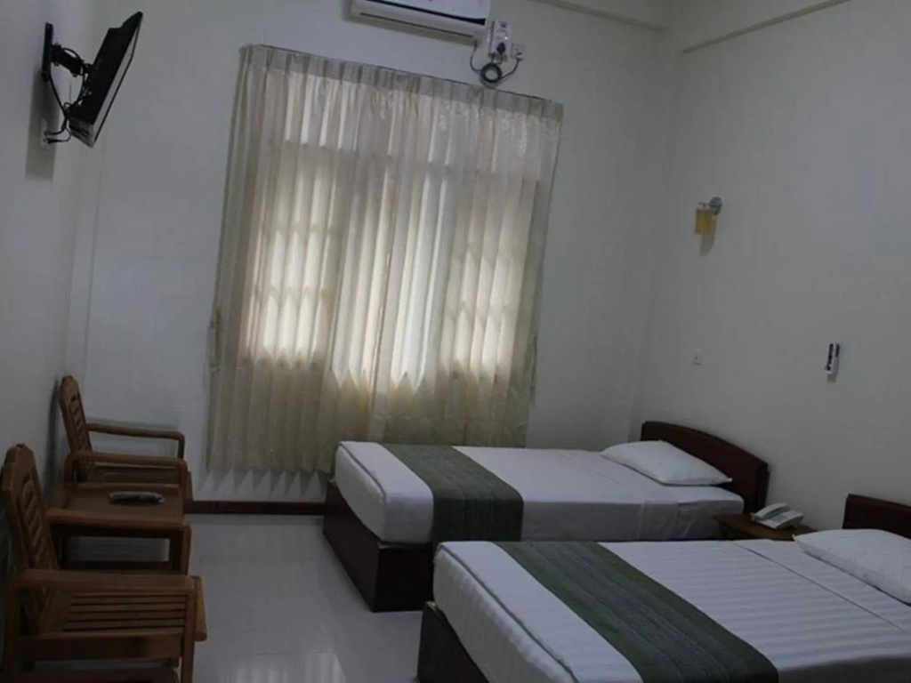 Golden Dream Hotel