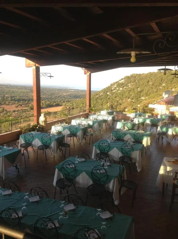 Hotel Ispinigoli
