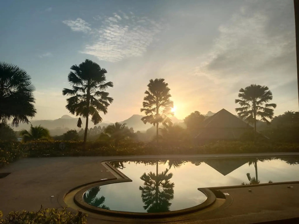 Takhun Mountain View