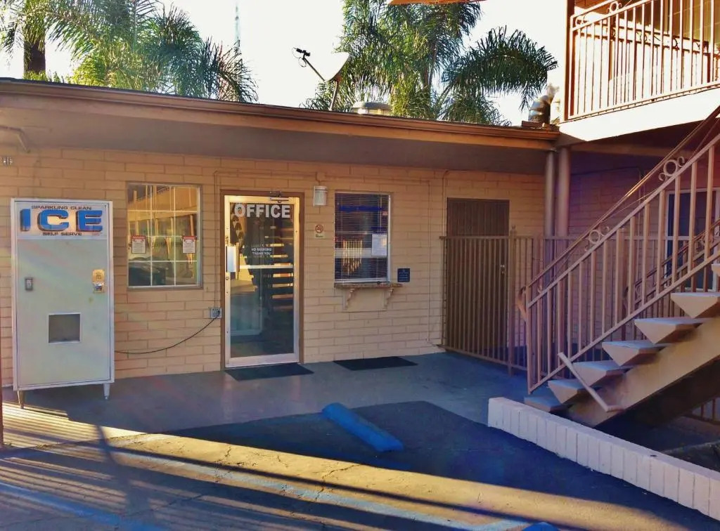Downtown Motel 7