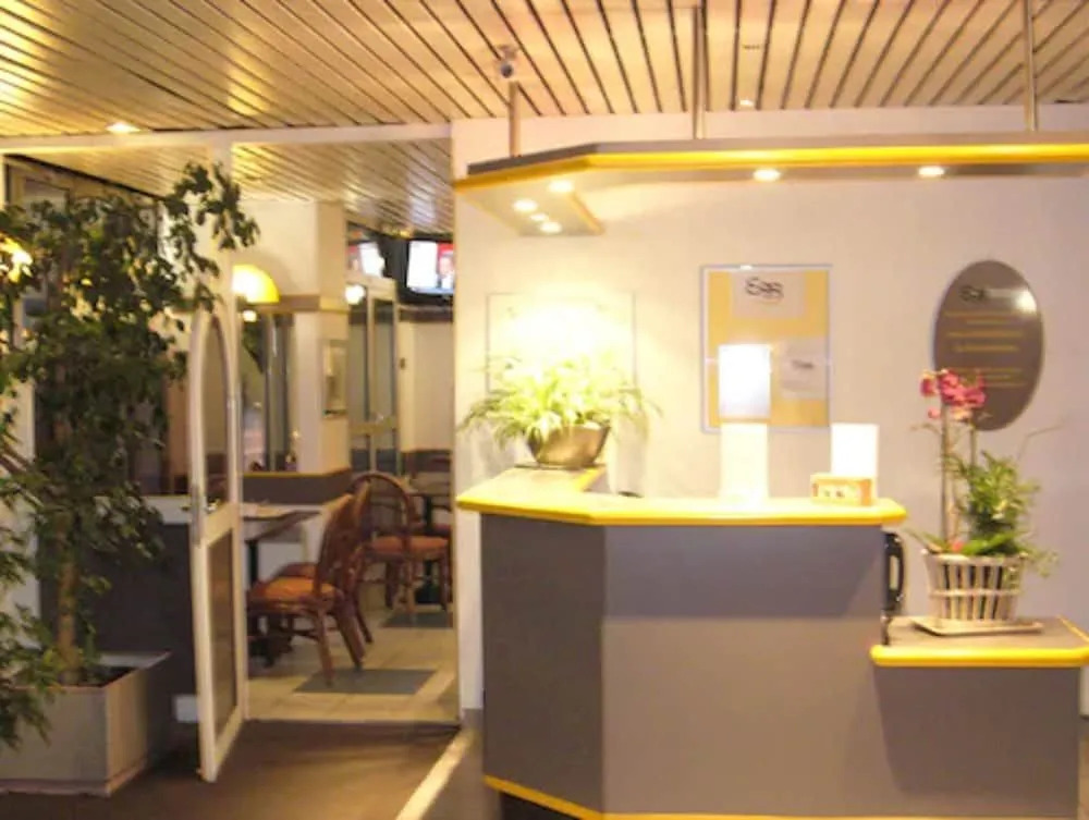 EGG HOTEL - HOTEL LES GENS DE MER Dieppe