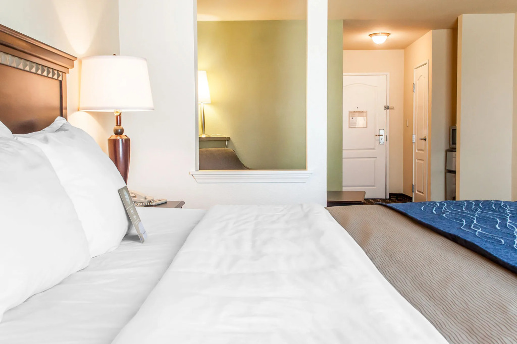 Comfort Inn & Suites Elk City South