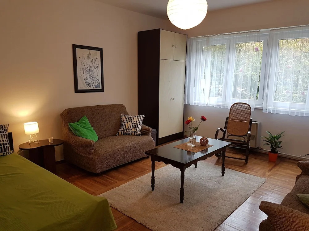 RELO Apartment