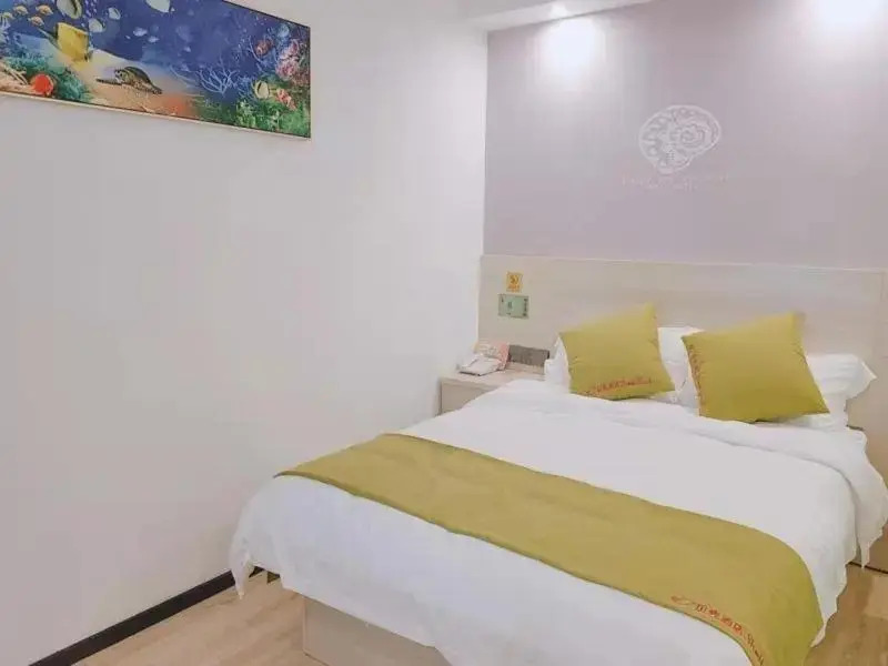 Shell Hefei Heping Road Shuguang Cinema East Qili Subway Station Hotel