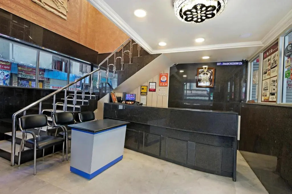 Mannars Yatri Nivas Hotel