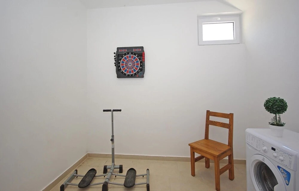 Awesome Home In Gornje Tucepi
