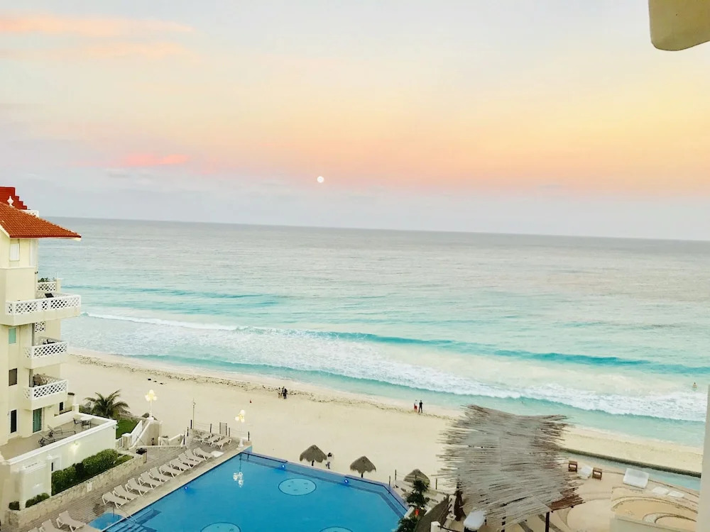 BOF Apartments Cancun