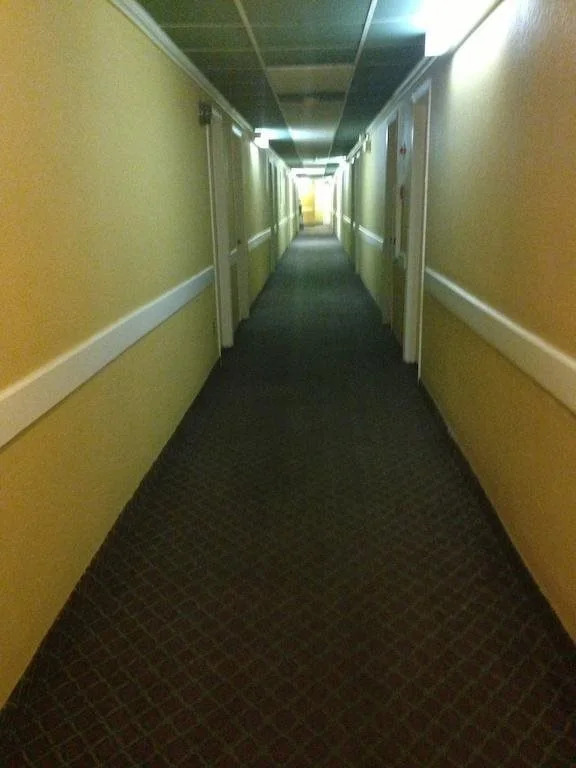 Manhattan Inn Hotel