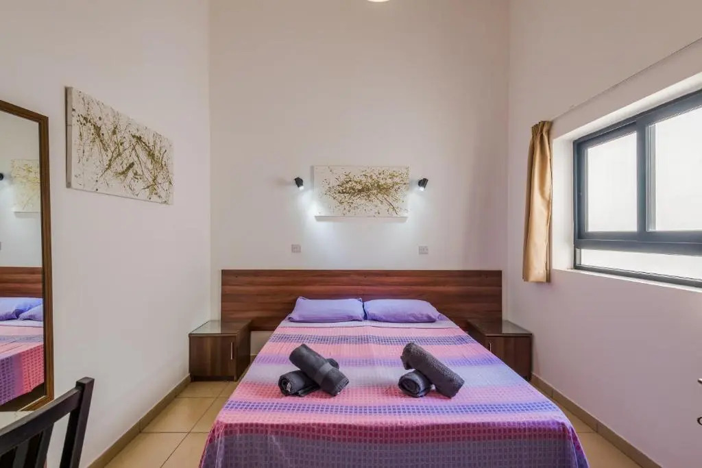 Blue Harbour 5 - Seafront Penthouse with stunning seaviews - by Getawaysmalta